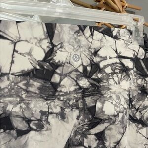 Lululemon Black and White Patterned Leggings